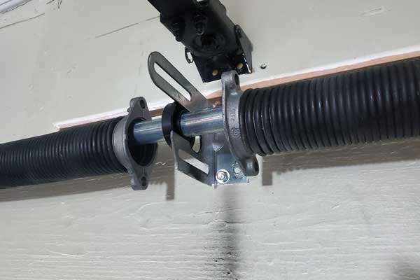 Professional Garage Door Spring Repair Near Deerfield