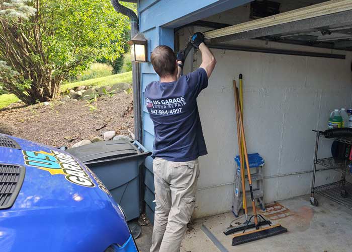 US Garage Door Repair Truck Near Lake Zurich IL